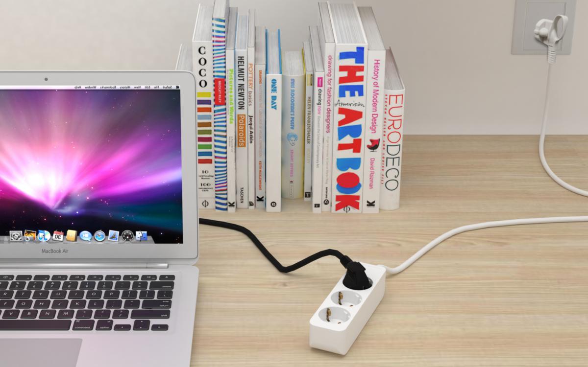 Grenuttag 3-vägs jordad vit med 3m kabel 3x1.5mm2