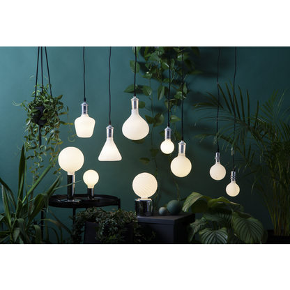 LED opalfärgad 5,6W 420lm 2600K dimbar ST126 E27