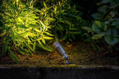 TRÄDGÅRDSB MINUS SPOTLIGHT LED 12V VARMVIT METALLGRÅ